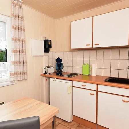 Ferienbungalows Am Rand Des Buchen Lägenhet *